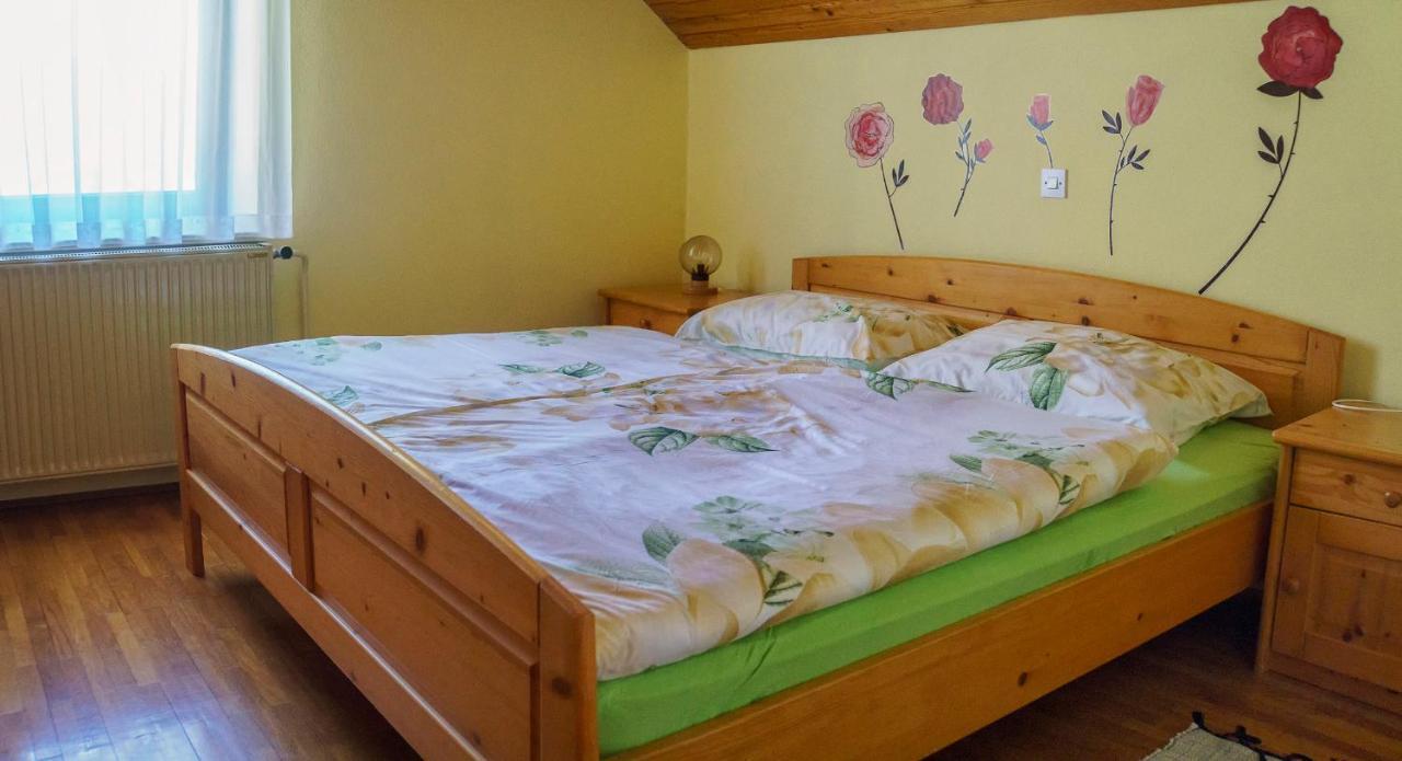 Apartments Zakrasnik Škofja Loka Kültér fotó