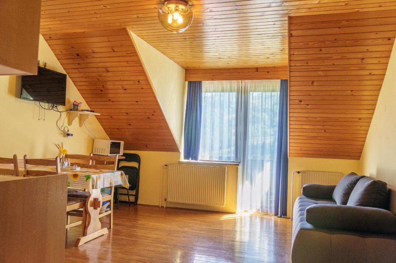 Apartments Zakrasnik Škofja Loka Kültér fotó