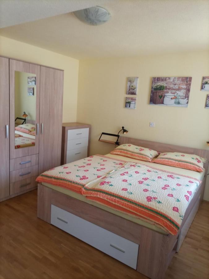 Apartments Zakrasnik Škofja Loka Kültér fotó