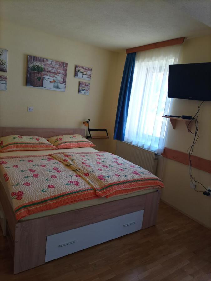 Apartments Zakrasnik Škofja Loka Kültér fotó