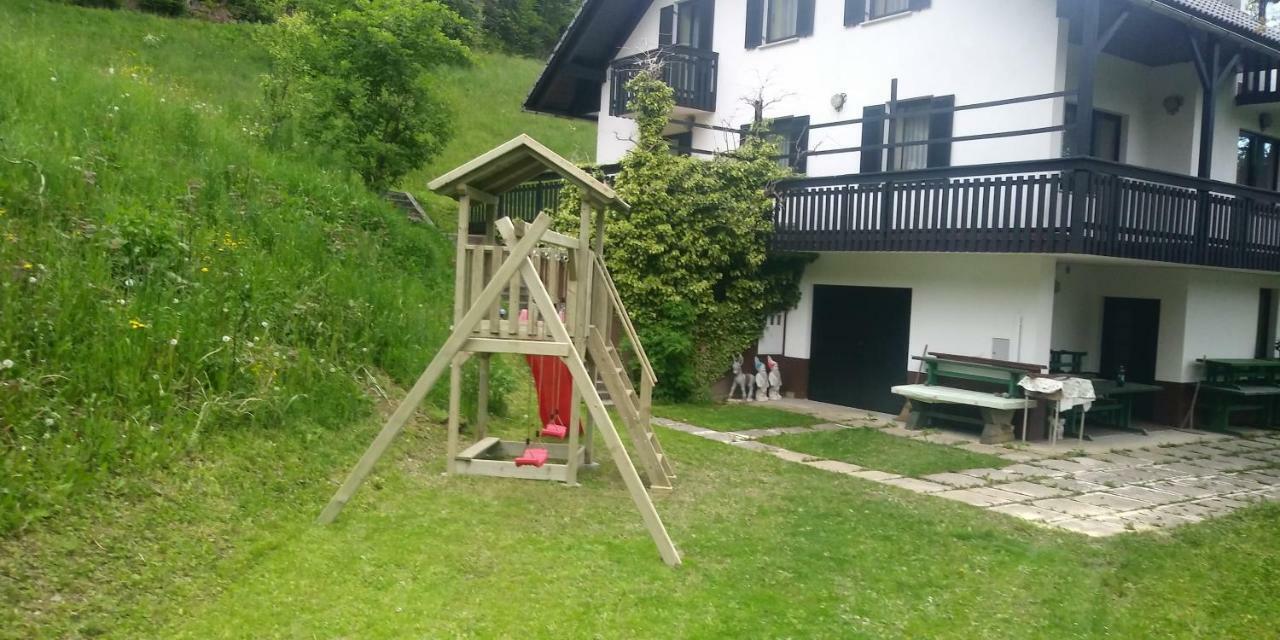 Apartments Zakrasnik Škofja Loka Kültér fotó